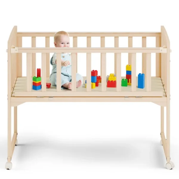 Portable Wooden Bedside Bassinet Newborn Baby Crib with Adjustable Side And Wheels Pine Co-Sleeping Crib for Parents